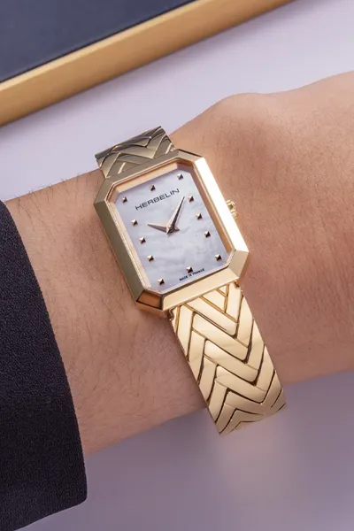 Saphir MOURAMAN - Montres